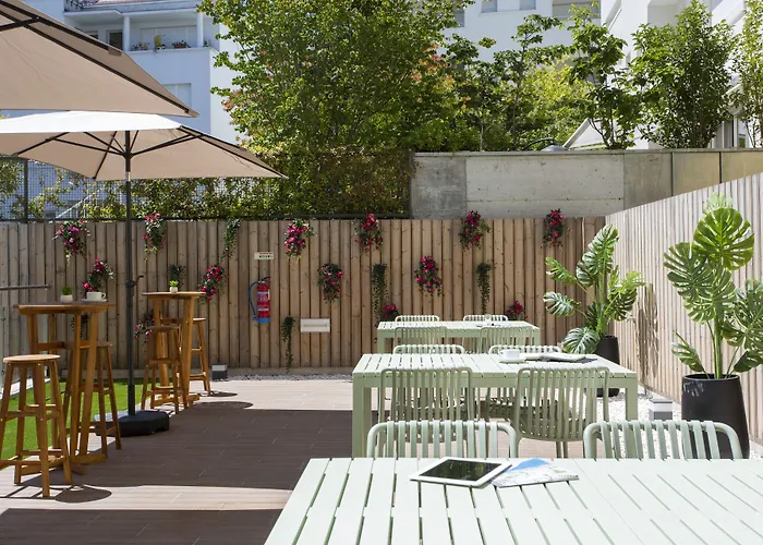 Casual RaizesHotel Porto